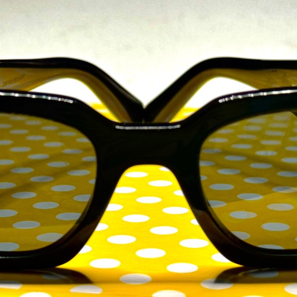 Black Prada Sunglasses PR 17WS - Picture 2 of 9